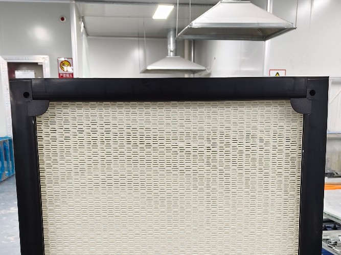 空壓機(jī)一級守護(hù)：塑料框無隔板高效過濾器的性能變革